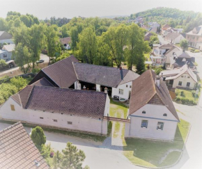Historic Farmhouse Kojetice, Kojetice